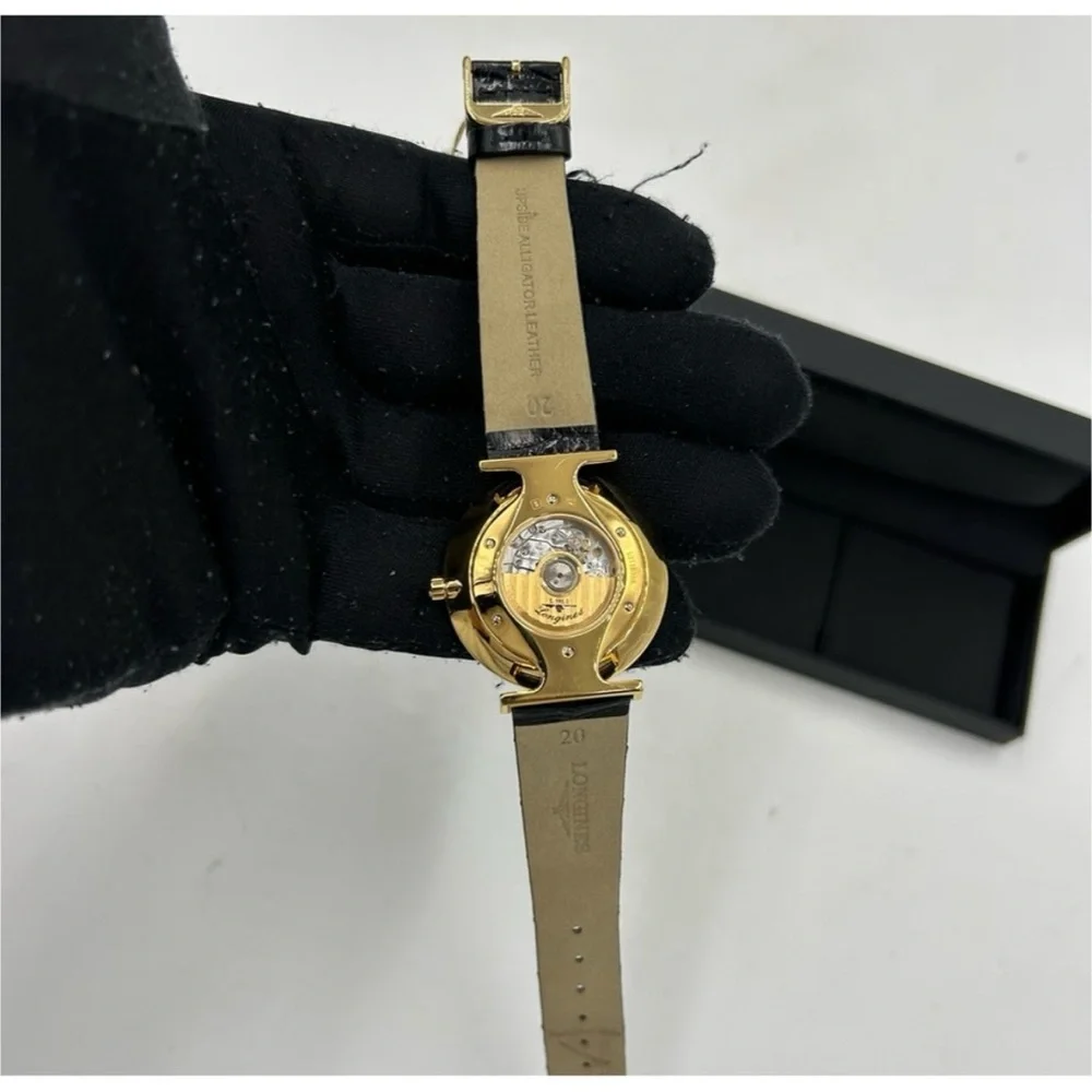 Longines La grande classique 38 mm automatic watch. NWT. Unisex